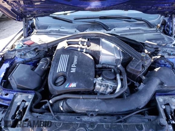 ✅ 2018 BMW M3 • VIN: WBS8M9C57J5J78701 • Lot: 71323392. Listed on Copart with 27,703 mi. Free auction sales archive from the USA and detailed vehicle history report at DreamBid. Image 11.