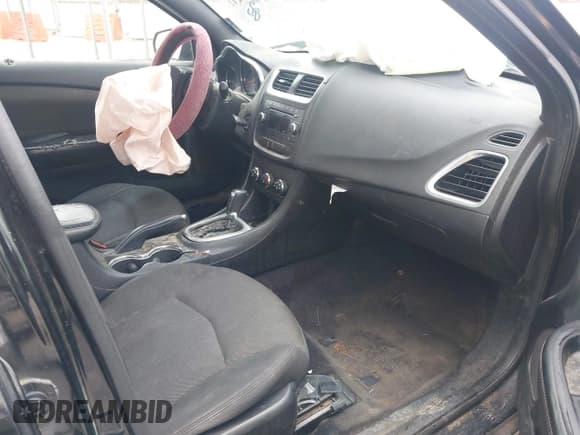 ✅ 2014 Dodge Avenger SE • VIN: 1C3CDZAB1EN120751 • Lot: 43313531. Listed on IAAI with 228,498 mi. Free auction sales archive from the USA and detailed vehicle history report at DreamBid. Image 5.