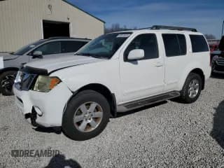 ✅ 2008 Nissan Pathfinder SE • VIN: 5N1AR18UX8C661466 • Лот: 92613615. Опубликован ранее на Copart с пробегом 127 810 миль. Бесплатный доступ к архиву аукционных продаж из США и подробный отчёт об истории автомобиля на DreamBid. Изображение 1.