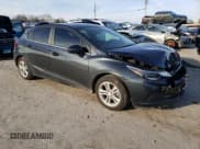 ✅ 2018 Chevrolet Cruze LT • VIN: 3G1BE6SM2JS649718 • Лот: 40421063. Опубликован ранее на Copart с пробегом 53 678 миль. Бесплатный доступ к архиву аукционных продаж из США и подробный отчёт об истории автомобиля на DreamBid. Изображение 4.