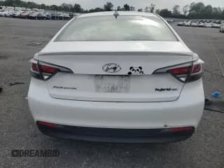 ✅ 2017 Hyundai Sonata SE • VIN: KMHE24L16HA056246 • Лот: 81127175. Опубликован ранее на Copart с пробегом 104 882 миль. Бесплатный доступ к архиву аукционных продаж из США и подробный отчёт об истории автомобиля на DreamBid. Изображение 6.