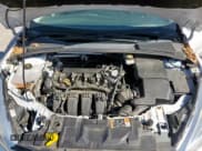 ✅ 2017 Ford Focus SE • VIN: 1FADP3F25HL324648 • Лот: 90585535. Опубликован ранее на Copart с пробегом 97 808 миль. Бесплатный доступ к архиву аукционных продаж из США и подробный отчёт об истории автомобиля на DreamBid. Изображение 11.