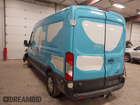 ✅ 2017 Ford Transit • VIN: 1FTYE2CM6HKA49363 • Lot: 41084813. Wystawiony na IAAI z przebiegiem Nie podano. Bezpłatny archiwum sprzedaży aukcyjnych z USA i szczegółowy raport historii pojazdu na DreamBid. Zdjęcie 3.