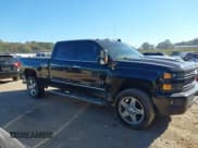 ✅ 2018 Chevrolet Silverado 2500HD LTZ • VIN: 1GC1KWEY5JF242796 • Lot: 43434125. Wystawiony na IAAI z przebiegiem 142 736 mil. Bezpłatny archiwum sprzedaży aukcyjnych z USA i szczegółowy raport historii pojazdu na DreamBid. Zdjęcie 13.