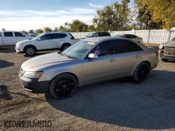 ✅ 2006 Hyundai Sonata GLS • VIN: 5NPET46F86H049281 • Лот: 75192874. Опубликован ранее на Copart с пробегом 232 115 миль. Бесплатный доступ к архиву аукционных продаж из США и подробный отчёт об истории автомобиля на DreamBid. Изображение 1.