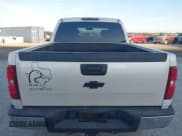 ✅ 2009 Chevrolet Silverado 1500 • VIN: 3GCEC33J49G171507 • Lot: 41811216. Wystawiony na IAAI z przebiegiem 277 573 mil. Bezpłatny archiwum sprzedaży aukcyjnych z USA i szczegółowy raport historii pojazdu na DreamBid. Zdjęcie 16.