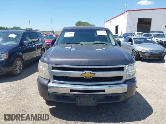 2010 Chevrolet Silverado 1500 LT z VIN 3GCRCSEA2AG192191, wystawiony jako IAAI lot #42695049 z przebiegiem 320 323 mil mil oraz . Historia ofert i sprzedaży dostępna na DreamBid. Obrazek 12.