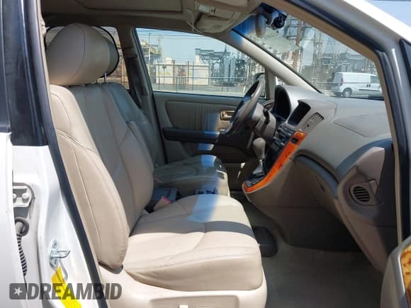 ✅ 2000 Lexus RX 300 • VIN: JT6HF10U9Y0132266 • Lot: 43009397. Wystawiony na IAAI z przebiegiem 175 445 mil. Bezpłatny archiwum sprzedaży aukcyjnych z USA i szczegółowy raport historii pojazdu na DreamBid. Zdjęcie 5.