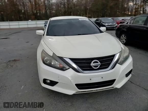 ✅ 2016 Nissan Altima SR • VIN: 1N4AL3AP1GC242836 • Лот: 92291345. Опубликован ранее на Copart с пробегом 168 503 миль. Бесплатный доступ к архиву аукционных продаж из США и подробный отчёт об истории автомобиля на DreamBid. Изображение 13.