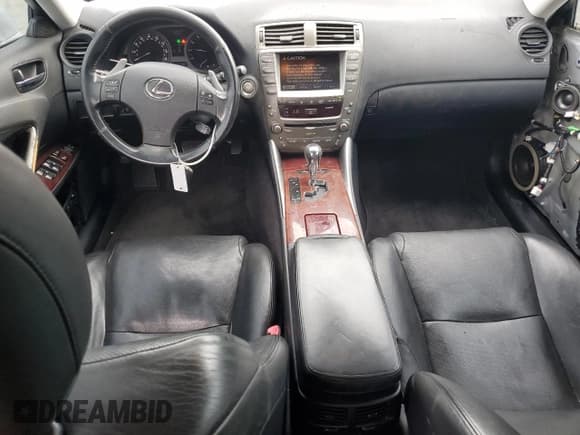 ✅ 2007 Lexus IS 350 • VIN: JTHBE262972007718 • Лот: 84408945. Опубликован ранее на Copart с пробегом 217 367 миль. Бесплатный доступ к архиву аукционных продаж из США и подробный отчёт об истории автомобиля на DreamBid. Изображение 8.