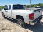✅ 2010 Chevrolet Silverado 2500HD • VIN: 1GC5CVBG3AZ266887 • Lot: 42055588. Wystawiony na IAAI z przebiegiem 150 946 mil. Bezpłatny archiwum sprzedaży aukcyjnych z USA i szczegółowy raport historii pojazdu na DreamBid. Zdjęcie 3.