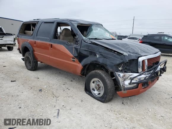 ✅ 2000 Ford Excursion Limited • VIN: 1FMSU43F3YEC60875 • Лот: 45981605. Опубликован ранее на Copart с пробегом 318 711 миль. Бесплатный доступ к архиву аукционных продаж из США и подробный отчёт об истории автомобиля на DreamBid. Изображение 4.