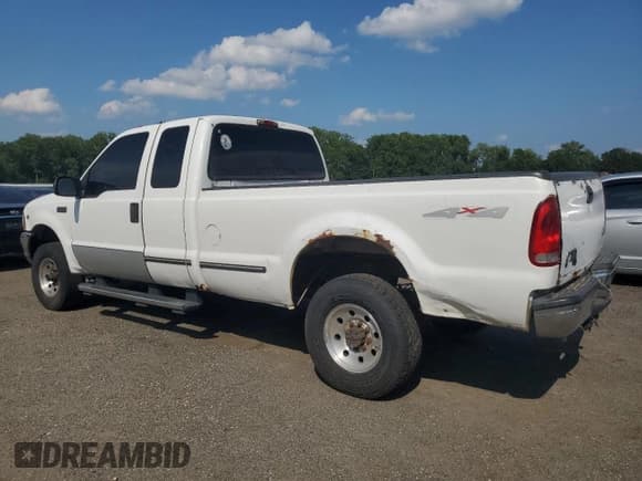 ✅ 1999 Ford F-250 XL • VIN: 1FTNX21LXXEC76365 • Lot: 63945125. Listed on Copart with 522,235 mi. Free auction sales archive from the USA and detailed vehicle history report at DreamBid. Image 2.