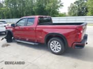 ✅ 2020 Chevrolet Silverado 1500 Custom • VIN: 1GCRWBEK4LZ270571 • Lot: 56644385. Wystawiony na Copart z przebiegiem 22 386 mil. Bezpłatny archiwum sprzedaży aukcyjnych z USA i szczegółowy raport historii pojazdu na DreamBid. Zdjęcie 2.