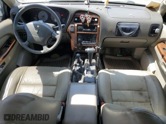 ✅ 1999 Infiniti QX4 • VIN: JNRAR05Y8XW051777 • Lot: 56278295. Wystawiony na Copart z przebiegiem 89 119 mil. Bezpłatny archiwum sprzedaży aukcyjnych z USA i szczegółowy raport historii pojazdu na DreamBid. Zdjęcie 8.