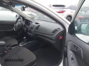 ✅ 2012 Kia Forte EX • VIN: KNAFU4A22C5522509 • Лот: 43719650. Опубликован ранее на IAAI с пробегом 121 904 миль. Бесплатный доступ к архиву аукционных продаж из США и подробный отчёт об истории автомобиля на DreamBid. Изображение 5.