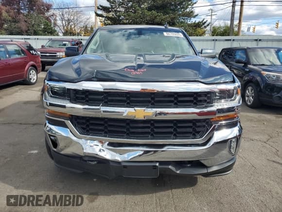 ✅ 2018 Chevrolet Silverado 1500 LT • VIN: 1GCVKREC3JZ119729 • Lot: 86705025. Wystawiony na Copart z przebiegiem 108 839 mil. Bezpłatny archiwum sprzedaży aukcyjnych z USA i szczegółowy raport historii pojazdu na DreamBid. Zdjęcie 5.