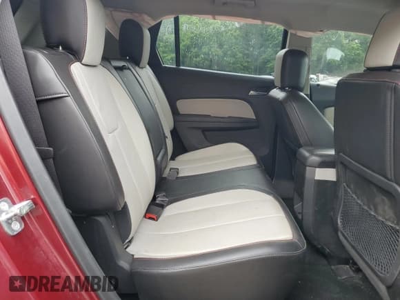 ✅ 2017 GMC Terrain SLT • VIN: 2GKALPEK4H6109356 • Lot: 55751495. Wystawiony na Copart z przebiegiem 78 946 mil. Bezpłatny archiwum sprzedaży aukcyjnych z USA i szczegółowy raport historii pojazdu na DreamBid. Zdjęcie 11.