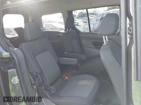 ✅ 2021 Ford Transit Connect XLT • VIN: NM0GS9F26M1487725 • Lot: 43704125. Listed on IAAI with 59,567 mi. Free auction sales archive from the USA and detailed vehicle history report at DreamBid. Image 8.
