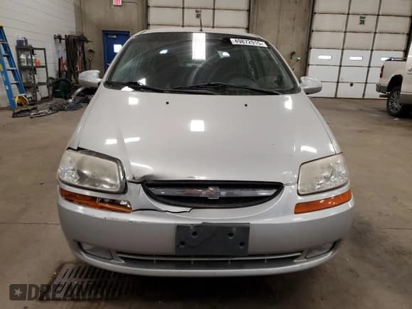 ✅ 2008 Chevrolet Aveo LS • VIN: KL1TD66658B075719 • Lot: 49872915. Wystawiony na Copart z przebiegiem 121 042 mil. Bezpłatny archiwum sprzedaży aukcyjnych z USA i szczegółowy raport historii pojazdu na DreamBid. Zdjęcie 5.