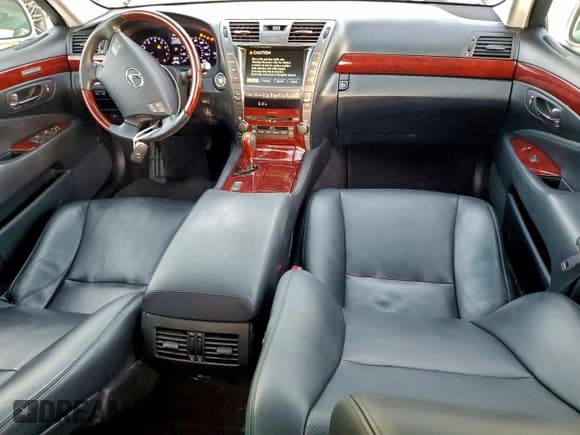 ✅ 2007 Lexus LS 460 • VIN: JTHBL46F275029708 • Lot: 96599385. Wystawiony na Copart z przebiegiem 82 252 mil. Bezpłatny archiwum sprzedaży aukcyjnych z USA i szczegółowy raport historii pojazdu na DreamBid. Zdjęcie 8.