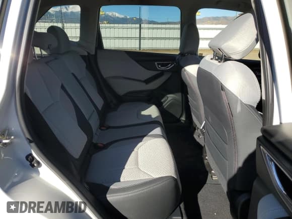 ✅ 2021 Subaru Forester Premium • VIN: JF2SKAJC1MH431330 • Lot: 46652445. Listed on Copart with 17,957 mi. Free auction sales archive from the USA and detailed vehicle history report at DreamBid. Image 10.