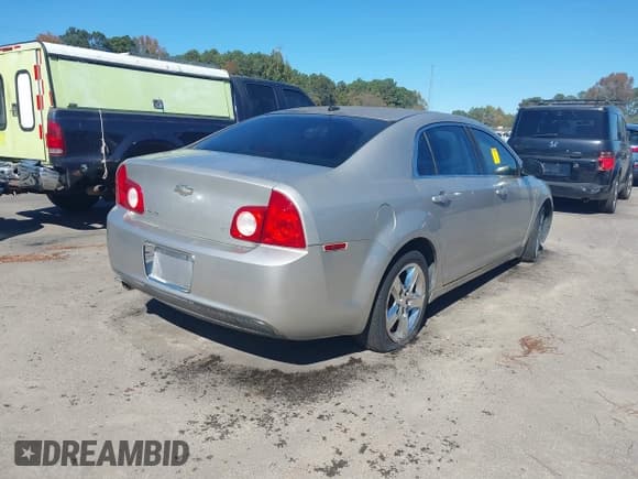 ✅ 2008 Chevrolet Malibu 1LT • VIN: 1G1ZH57B08F185169 • Lot: 43493245. Listed on IAAI with 264,474 mi. Free auction sales archive from the USA and detailed vehicle history report at DreamBid. Image 4.