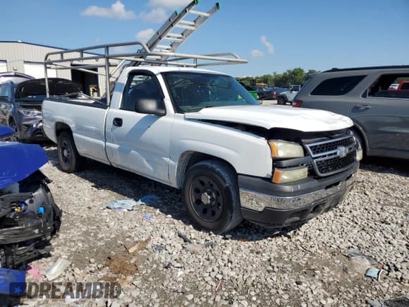 ✅ 2007 Chevrolet Silverado 1500 Work Truck • VIN: 1GCEC14X07Z172982 • Lot: 72800584. Listed on Copart with 207,782 mi. Free auction sales archive from the USA and detailed vehicle history report at DreamBid. Image 4.