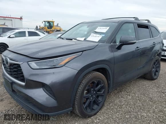 ✅ 2022 Toyota Highlander L • VIN: 5TDCZRAH5NS117041 • Lot: 42829998. Wystawiony na IAAI z przebiegiem 53 347 mil. Bezpłatny archiwum sprzedaży aukcyjnych z USA i szczegółowy raport historii pojazdu na DreamBid. Zdjęcie 16.