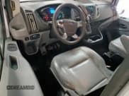 ✅ 2017 Ford Transit XL • VIN: 1FBZX2YM0HKA62461 • Lot: 83764985. Wystawiony na Copart z przebiegiem 43 234 mil. Bezpłatny archiwum sprzedaży aukcyjnych z USA i szczegółowy raport historii pojazdu na DreamBid. Zdjęcie 8.