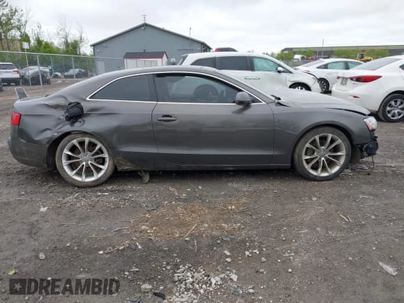 ✅ 2014 Audi A5 Premium Plus • VIN: WAULFAFR2EA028064 • Лот: 42213519. Опубликован ранее на IAAI с пробегом Не указан. Бесплатный доступ к архиву аукционных продаж из США и подробный отчёт об истории автомобиля на DreamBid. Изображение 14.