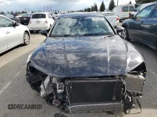 ✅ 2021 Audi RS 7 • VIN: WUAPCBF25MN907879 • Lot: 46986284. Wystawiony na Copart z przebiegiem 23 001 mil. Bezpłatny archiwum sprzedaży aukcyjnych z USA i szczegółowy raport historii pojazdu na DreamBid. Zdjęcie 5.