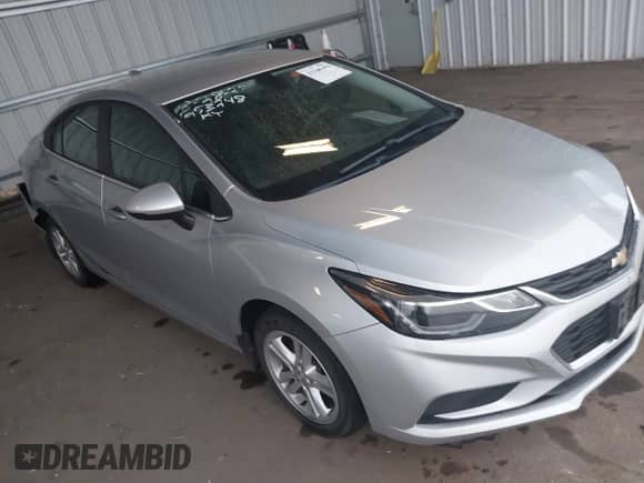2017 Chevrolet Cruze LT с VIN 1G1BE5SM3H7118921, выставлен на аукционе IAAI как лот 43186154 с пробегом 102 081 миль миль и . История ставок и продаж доступна на DreamBid. Изображение 1.
