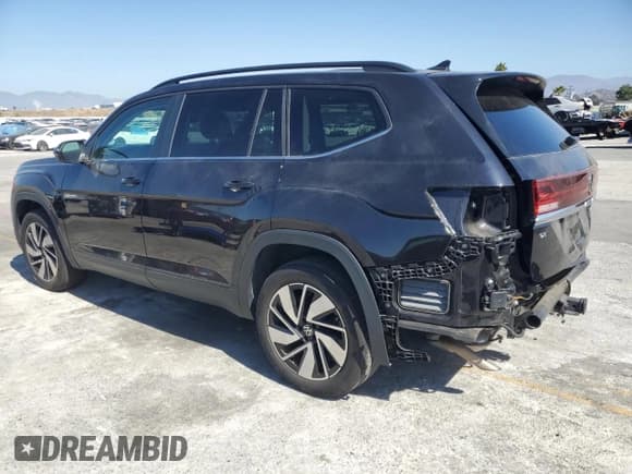 ✅ 2024 Volkswagen Atlas SE • VIN: 1V2JR2CA7RC501357 • Lot: 82263825. Listed on Copart with 23,962 mi. Free auction sales archive from the USA and detailed vehicle history report at DreamBid. Image 2.