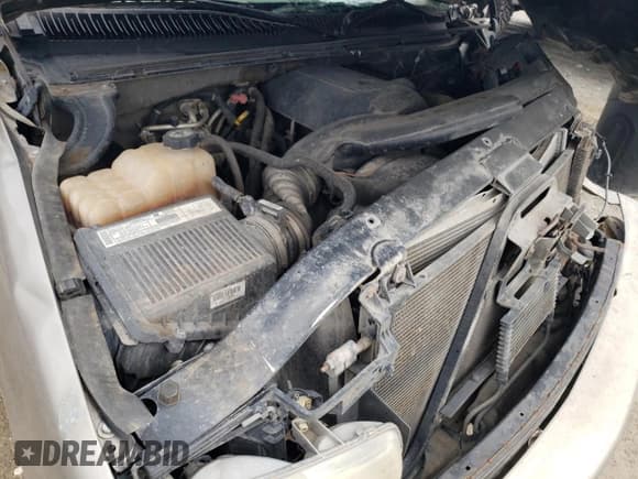 ✅ 2002 Chevrolet Suburban LT • VIN: 1GNEC16Z62J196409 • Лот: 60517915. Опубликован ранее на Copart с пробегом Не указан. Бесплатный доступ к архиву аукционных продаж из США и подробный отчёт об истории автомобиля на DreamBid. Изображение 11.