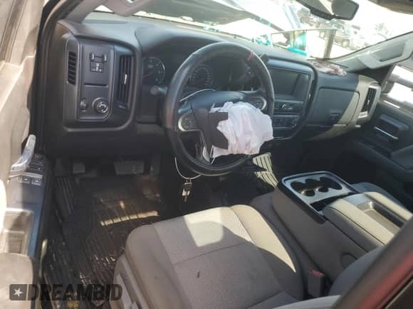 2017 Chevrolet Silverado 3500HD Work Truck z VIN 1GC3KYCG2HZ339400, wystawiony jako Copart lot #67824424 z przebiegiem 48 926 mil mil oraz Szkoda całkowita • Salvage title. Historia ofert i sprzedaży dostępna na DreamBid. Obrazek 8.