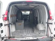 ✅ 2012 Chevrolet Express Cargo • VIN: 1GCWGFCB3C1109315 • Lot: 42067640. Wystawiony na IAAI z przebiegiem 96 269 mil. Bezpłatny archiwum sprzedaży aukcyjnych z USA i szczegółowy raport historii pojazdu na DreamBid. Zdjęcie 8.