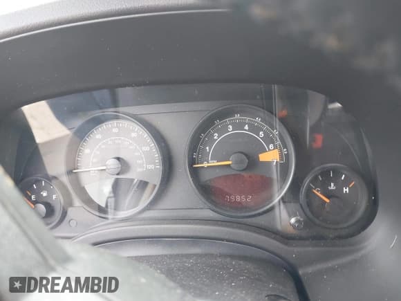 ✅ 2017 Jeep Patriot Latitude • VIN: 1C4NJRFB6HD111124 • Лот: 42649375. Опубликован ранее на IAAI с пробегом 79 852 миль. Бесплатный доступ к архиву аукционных продаж из США и подробный отчёт об истории автомобиля на DreamBid. Изображение 7.