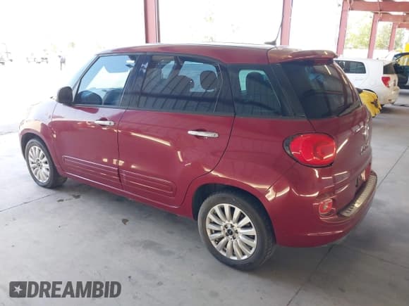 ✅ 2014 FIAT 500L Easy • VIN: ZFBCFABH3EZ020172 • Lot: 42452919. Wystawiony na IAAI z przebiegiem 114 055 mil. Bezpłatny archiwum sprzedaży aukcyjnych z USA i szczegółowy raport historii pojazdu na DreamBid. Zdjęcie 3.