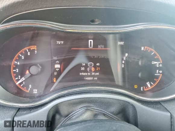 ✅ 2018 Dodge Durango GT • VIN: 1C4RDHDG4JC126332 • Lot: 91244335. Wystawiony na Copart z przebiegiem 146 691 mil. Bezpłatny archiwum sprzedaży aukcyjnych z USA i szczegółowy raport historii pojazdu na DreamBid. Zdjęcie 9.