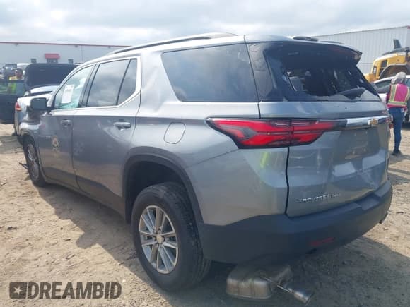 ✅ 2023 Chevrolet Traverse LT Cloth • VIN: 1GNEVMKW6PJ213899 • Lot: 42864881. Listed on IAAI with Not provided. Free auction sales archive from the USA and detailed vehicle history report at DreamBid. Image 3.
