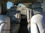 ✅ 2005 Chevrolet Suburban Z71 • VIN: 3GNFK16Z55G112125 • Лот: 82527544. Опубликован ранее на Copart с пробегом 287 591 миль. Бесплатный доступ к архиву аукционных продаж из США и подробный отчёт об истории автомобиля на DreamBid. Изображение 10.