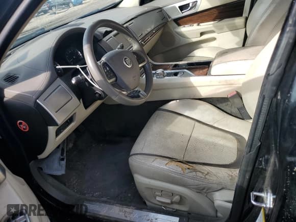 ✅ 2012 Jaguar XF Portfolio • VIN: SAJWA0HB7CLS27185 • Lot: 68861195. Listed on Copart with 152,555 mi. Free auction sales archive from the USA and detailed vehicle history report at DreamBid. Image 7.