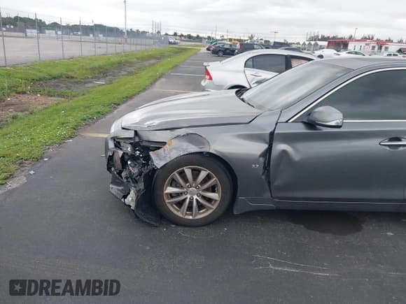 ✅ 2015 Infiniti Q50 Premium • VIN: JN1BV7AP8FM332254 • Lot: 43574092. Wystawiony na IAAI z przebiegiem 120 910 mil. Bezpłatny archiwum sprzedaży aukcyjnych z USA i szczegółowy raport historii pojazdu na DreamBid. Zdjęcie 6.