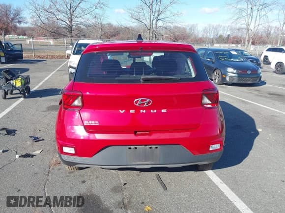 ✅ 2022 Hyundai Venue SE • VIN: KMHRB8A3XNU155272 • Lot: 40996954. Listed on IAAI with Not provided. Free auction sales archive from the USA and detailed vehicle history report at DreamBid. Image 16.