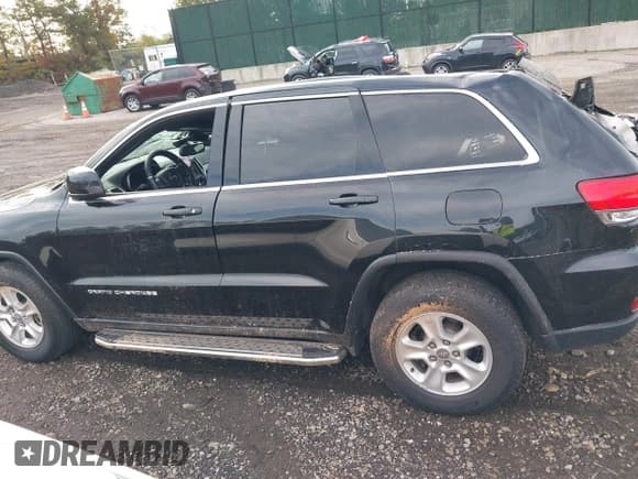 ✅ 2016 Jeep Grand Cherokee Laredo • VIN: 1C4RJFAG6GC427162 • Лот: 43445477. Опубликован ранее на IAAI с пробегом 28 701 миль. Бесплатный доступ к архиву аукционных продаж из США и подробный отчёт об истории автомобиля на DreamBid. Изображение 14.
