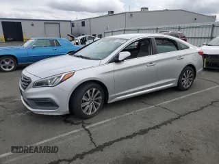 ✅ 2015 Hyundai Sonata Sport • VIN: 5NPE34AF6FH053465 • Лот: 82505965. Опубликован ранее на Copart с пробегом 195 450 миль. Бесплатный доступ к архиву аукционных продаж из США и подробный отчёт об истории автомобиля на DreamBid. Изображение 1.