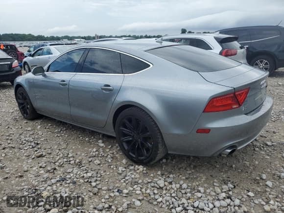 ✅ 2012 Audi A7 Premium Plus • VIN: WAUYGAFC2CN054491 • Lot: 66010165. Wystawiony na Copart z przebiegiem Nie podano. Bezpłatny archiwum sprzedaży aukcyjnych z USA i szczegółowy raport historii pojazdu na DreamBid. Zdjęcie 2.