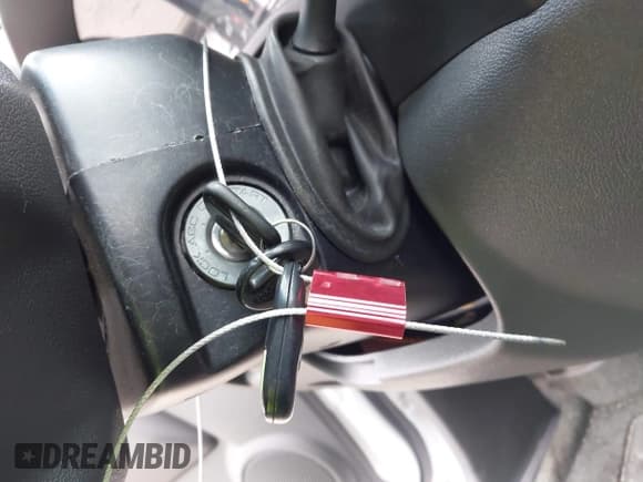 ✅ 2005 GMC Canyon SLE Z71 • VIN: 1GTDS146658161977 • Lot: 43563928. Listed on IAAI with 95,521 mi. Free auction sales archive from the USA and detailed vehicle history report at DreamBid. Image 11.