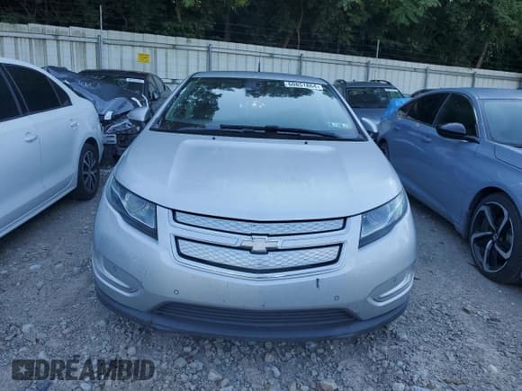 ✅ 2013 Chevrolet Volt • VIN: 1G1RB6E49DU145593 • Lot: 60851864. Wystawiony na Copart z przebiegiem 110 864 mil. Bezpłatny archiwum sprzedaży aukcyjnych z USA i szczegółowy raport historii pojazdu na DreamBid. Zdjęcie 5.